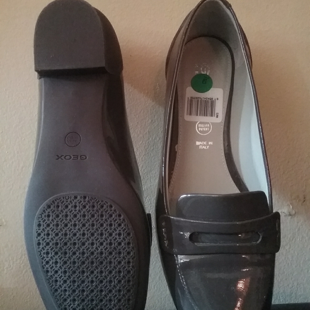 Geox Respira Patent leather loafers